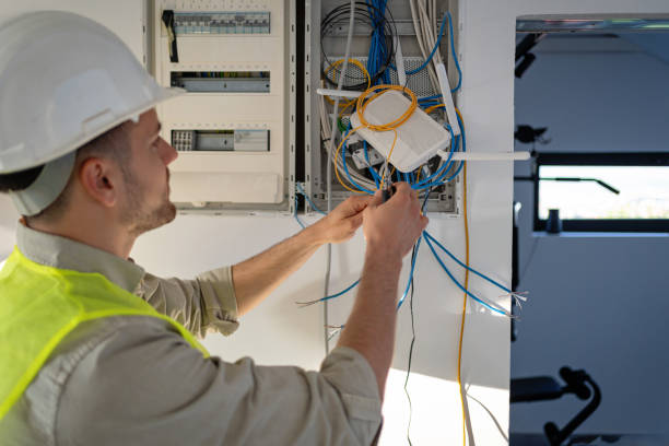 Best Licensed Electrician  in Pascagoula, MS